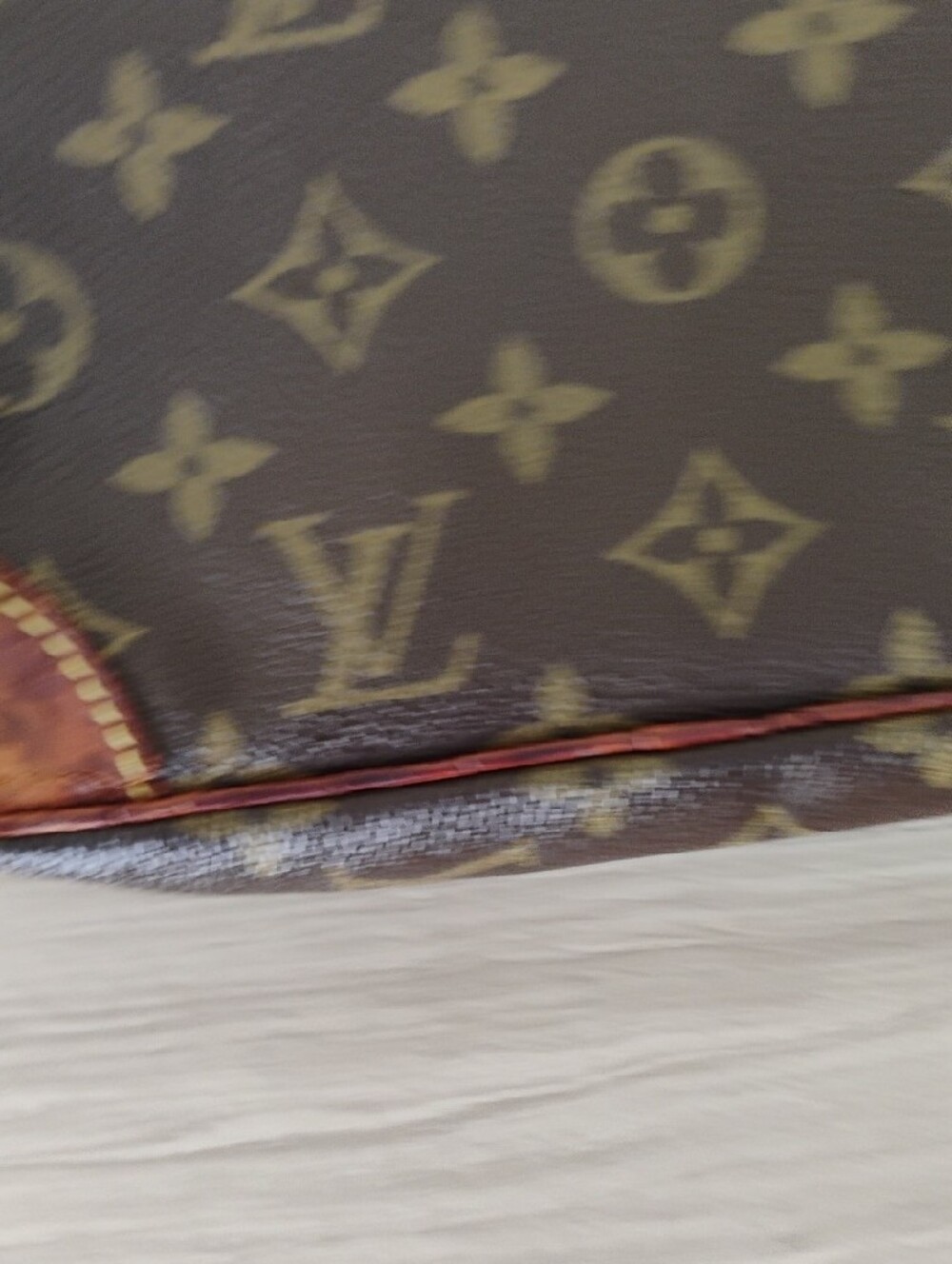 AuthenticLouis Vuitton Monogram Canvas Wristlet Clutch in Brown with Tan Accents - Picture 6 of 14